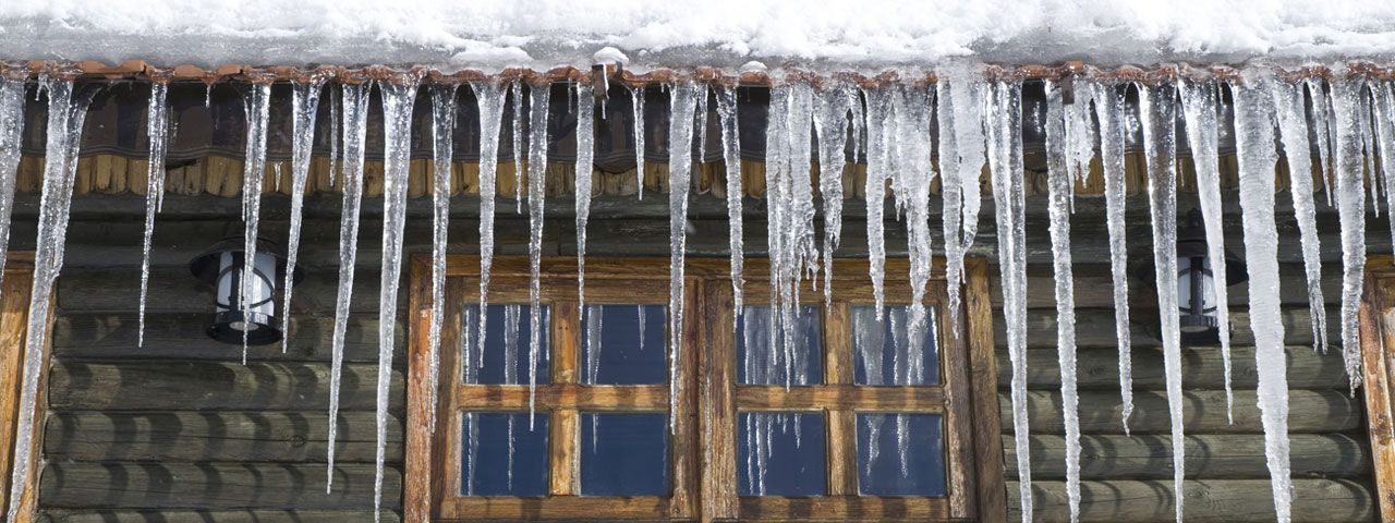 Spray foam prevents ice dams by providing proper insulation in Dallas attic spaces